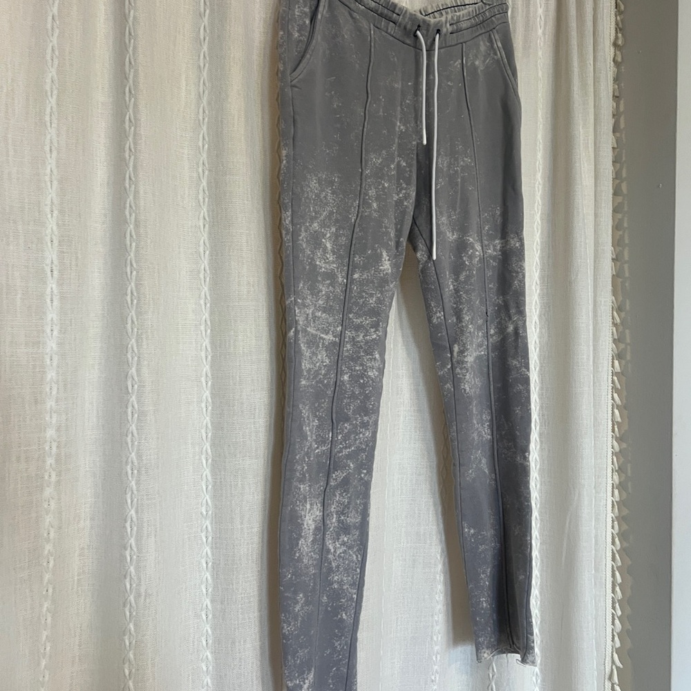 NWOT Cotton Citizen Women’s Small Low Rise Sweatpants